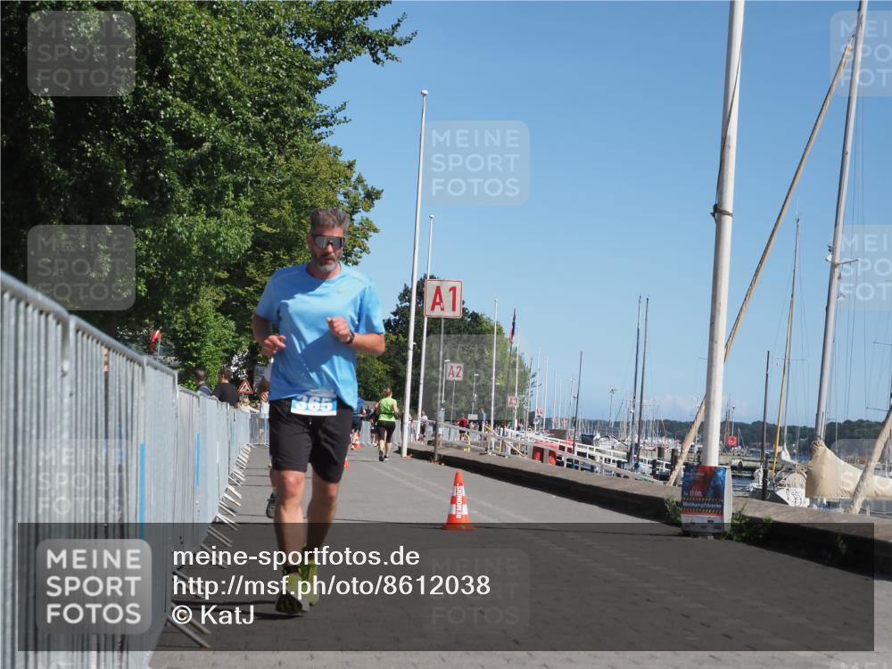 17.08.2025 - KN Förde Triathlon 2025 KatJ http://msf.ph/oto/8612038 17.08.2025 12:13:25 Laufen 297, 365, 618 meine-sportfotos.de