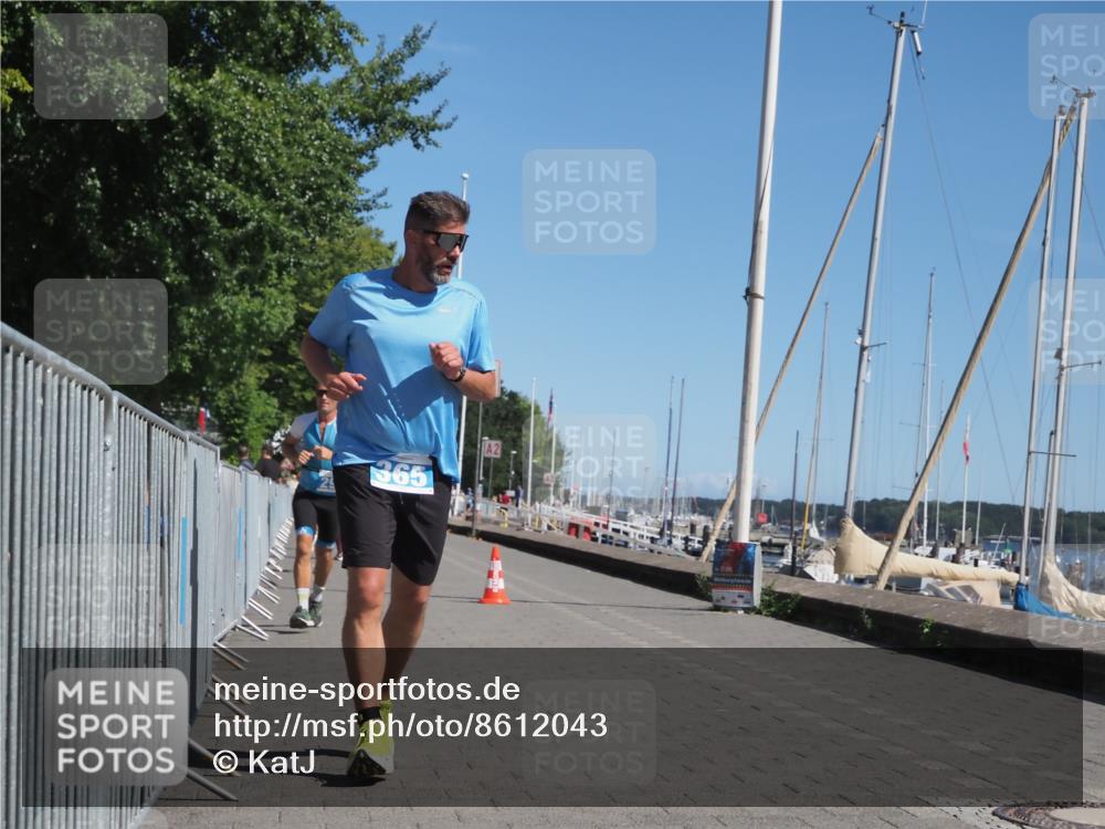 17.08.2025 - KN Förde Triathlon 2025 KatJ http://msf.ph/oto/8612043 17.08.2025 12:13:27 Laufen 293, 297, 365, 618 meine-sportfotos.de
