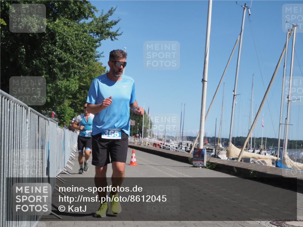 17.08.2025 - KN Förde Triathlon 2025 KatJ http://msf.ph/oto/8612045 17.08.2025 12:13:27 Laufen 293, 297, 365, 618 meine-sportfotos.de