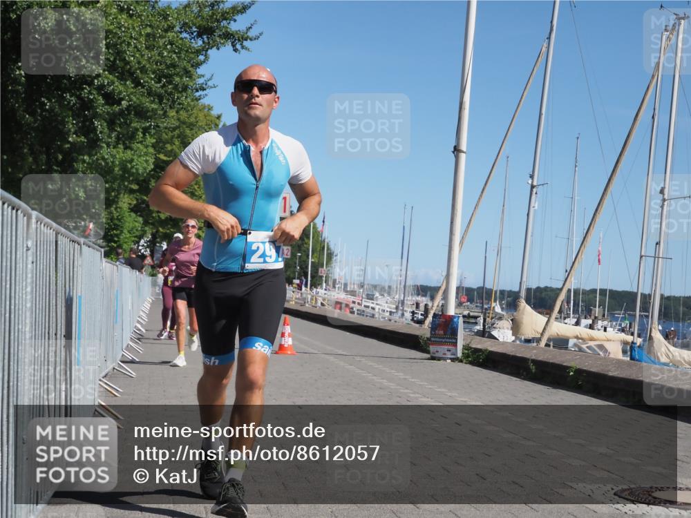 17.08.2025 - KN Förde Triathlon 2025 KatJ http://msf.ph/oto/8612057 17.08.2025 12:13:30 Laufen 293, 297, 365, 618, 639 meine-sportfotos.de