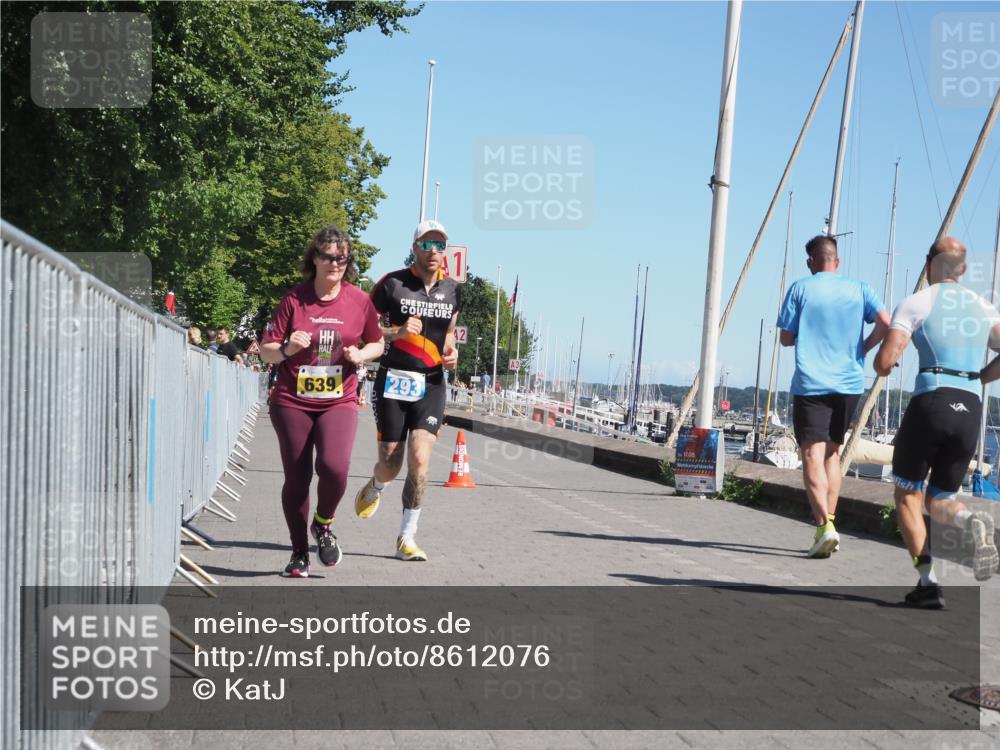 17.08.2025 - KN Förde Triathlon 2025 KatJ http://msf.ph/oto/8612076 17.08.2025 12:13:35 Laufen 293, 618, 639 meine-sportfotos.de