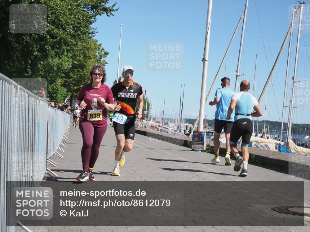 17.08.2025 - KN Förde Triathlon 2025 KatJ http://msf.ph/oto/8612079 17.08.2025 12:13:35 Laufen 293, 618, 639 meine-sportfotos.de