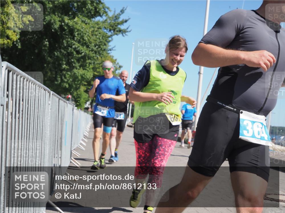 17.08.2025 - KN Förde Triathlon 2025 KatJ http://msf.ph/oto/8612133 17.08.2025 12:13:55 Laufen 291, 325, 339, 364, 607 meine-sportfotos.de