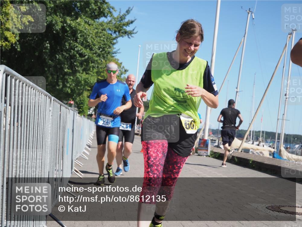 17.08.2025 - KN Förde Triathlon 2025 KatJ http://msf.ph/oto/8612135 17.08.2025 12:13:55 Laufen 291, 325, 339, 364, 607 meine-sportfotos.de