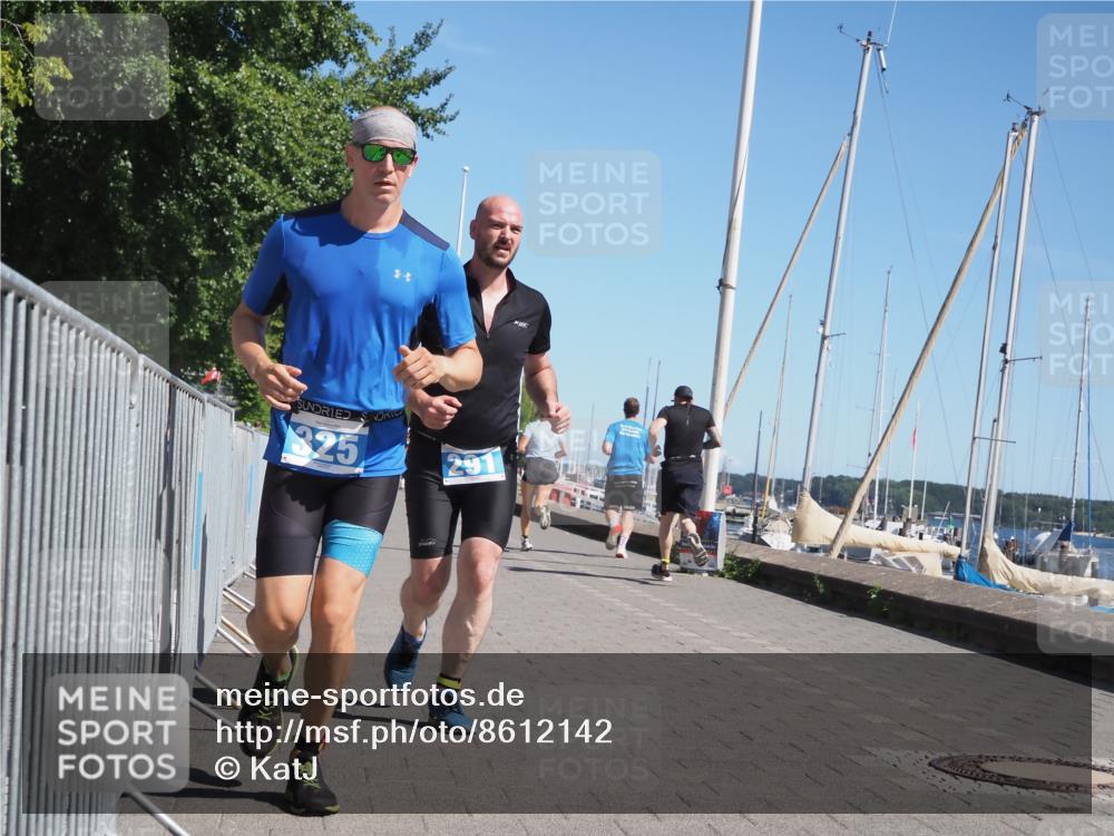 17.08.2025 - KN Förde Triathlon 2025 KatJ http://msf.ph/oto/8612142 17.08.2025 12:13:56 Laufen 291, 325, 339, 364, 607 meine-sportfotos.de