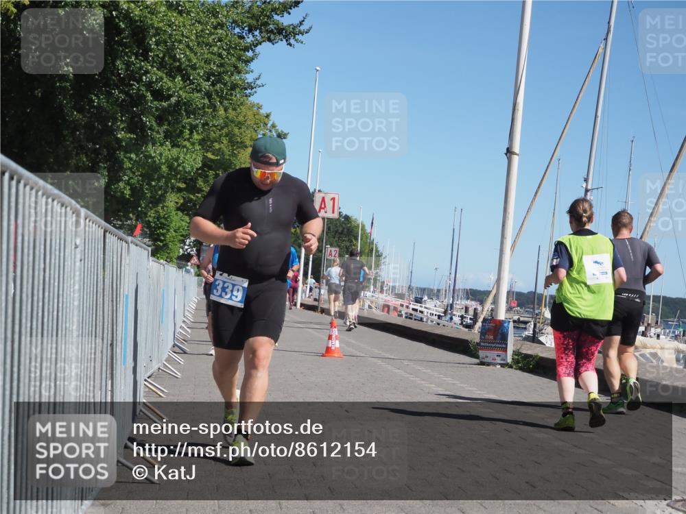 17.08.2025 - KN Förde Triathlon 2025 KatJ http://msf.ph/oto/8612154 17.08.2025 12:14:01 Laufen 339, 351, 380, 609 meine-sportfotos.de