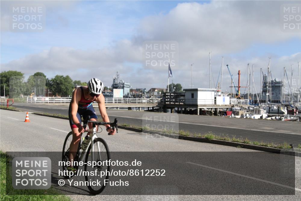 17.08.2025 - KN Förde Triathlon 2025 Yannick Fuchs http://msf.ph/oto/8612252 17.08.2025 09:18:22 Radfahren 103, 121 meine-sportfotos.de