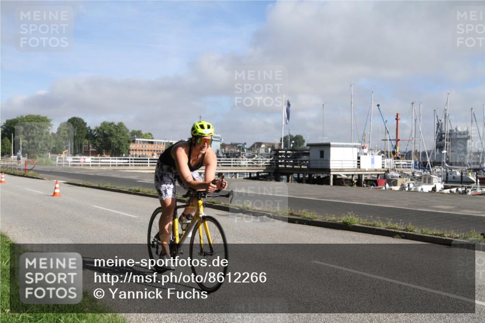 17.08.2025 - KN Förde Triathlon 2025 Yannick Fuchs http://msf.ph/oto/8612266 17.08.2025 09:19:56 Radfahren 107, 119 meine-sportfotos.de