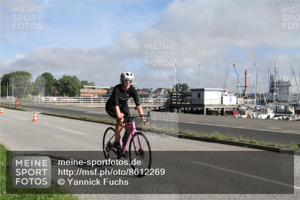 17.08.2025 - KN Förde Triathlon 2025 Yannick Fuchs http://msf.ph/oto/8612269 17.08.2025 09:20:25 Radfahren 117, 125, 157 meine-sportfotos.de