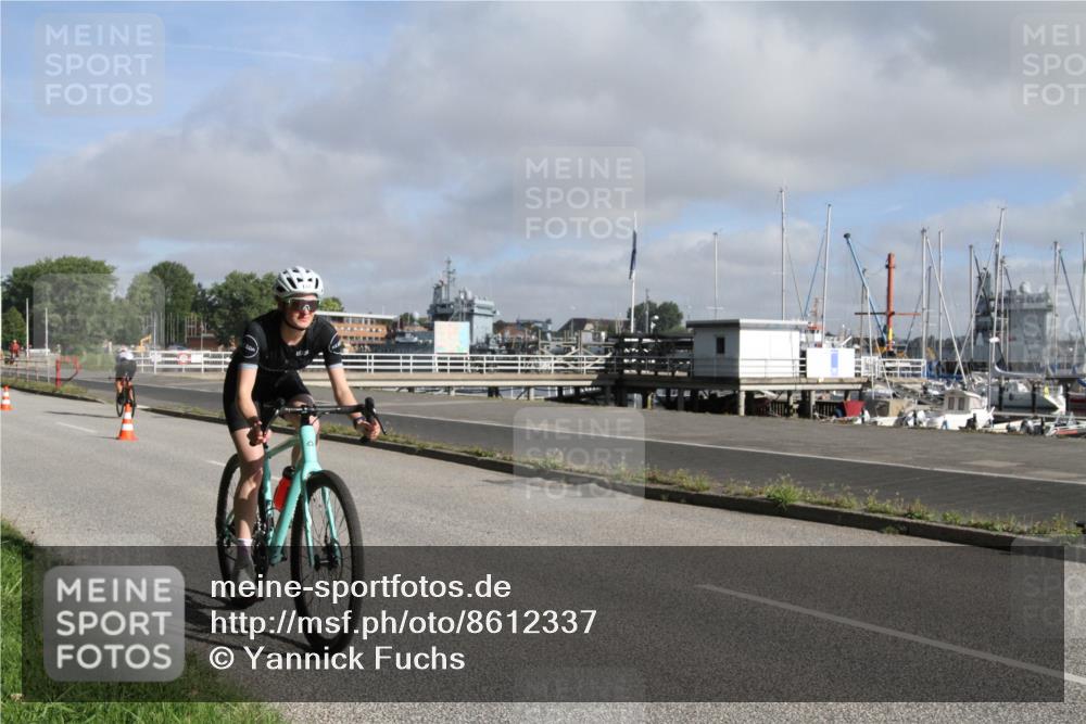 17.08.2025 - KN Förde Triathlon 2025 Yannick Fuchs http://msf.ph/oto/8612337 17.08.2025 09:25:50 Radfahren 105, 140, 164 meine-sportfotos.de