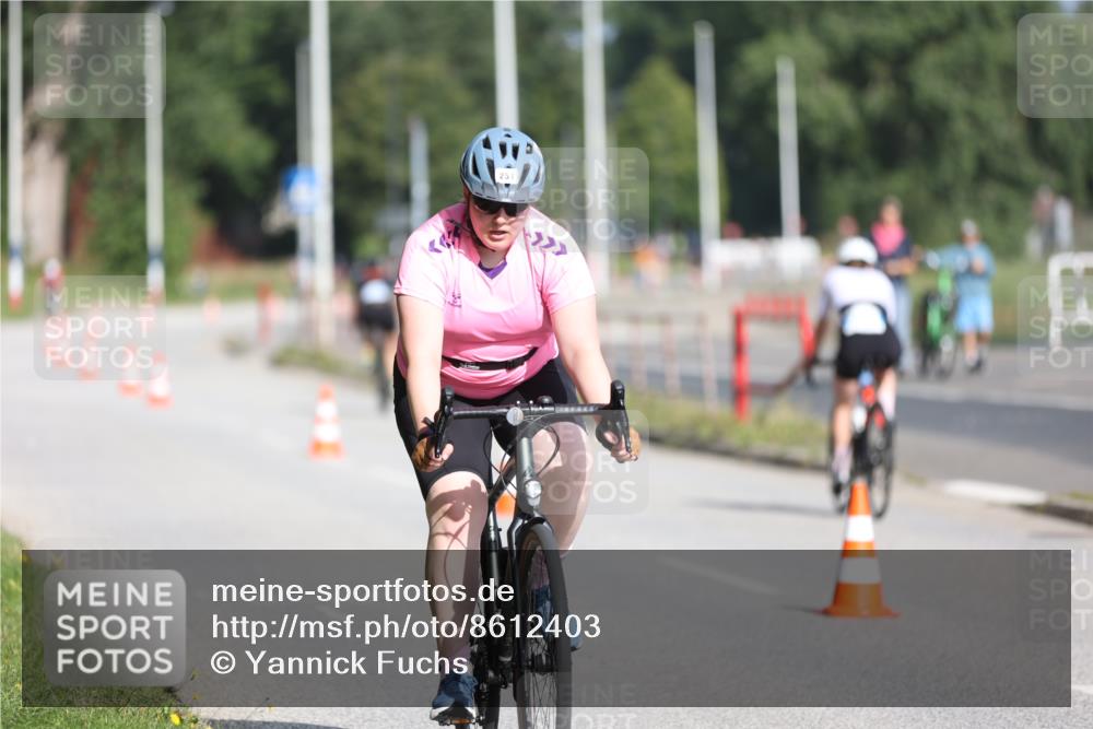 17.08.2025 - KN Förde Triathlon 2025 Yannick Fuchs http://msf.ph/oto/8612403 17.08.2025 10:02:34 Radfahren 251, 224, 250 meine-sportfotos.de