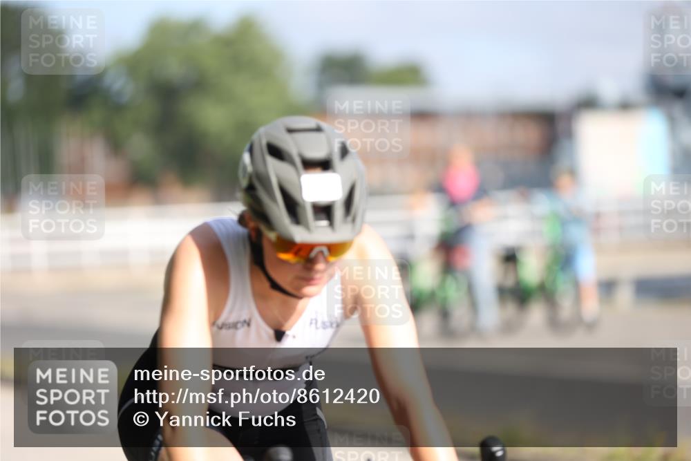 17.08.2025 - KN Förde Triathlon 2025 Yannick Fuchs http://msf.ph/oto/8612420 17.08.2025 10:02:56 Radfahren 153, 181, 137 meine-sportfotos.de