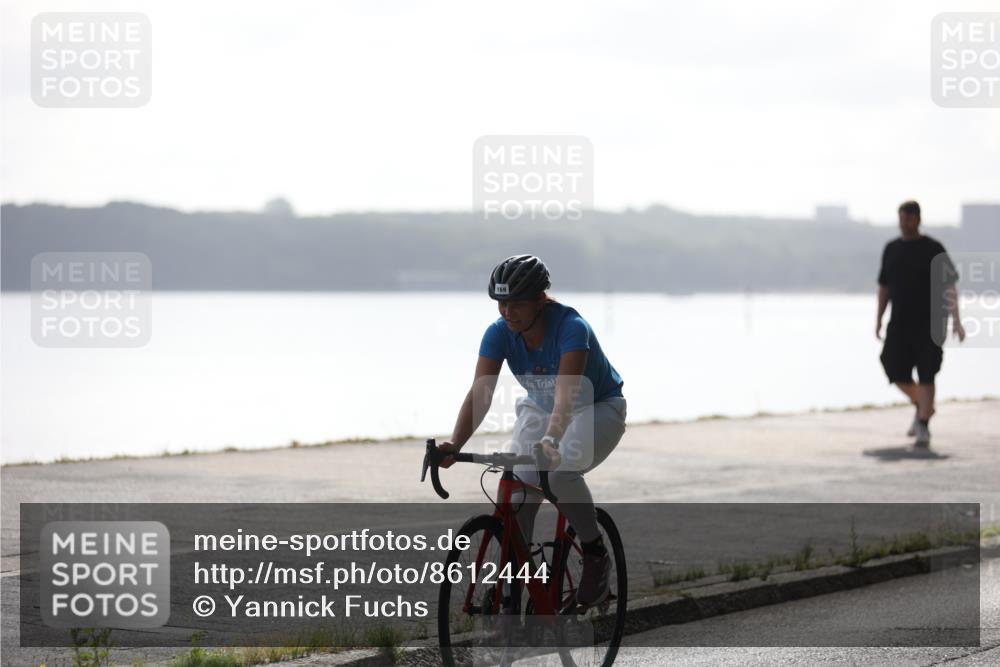 17.08.2025 - KN Förde Triathlon 2025 Yannick Fuchs http://msf.ph/oto/8612444 17.08.2025 10:03:18 Radfahren 158, 169 meine-sportfotos.de