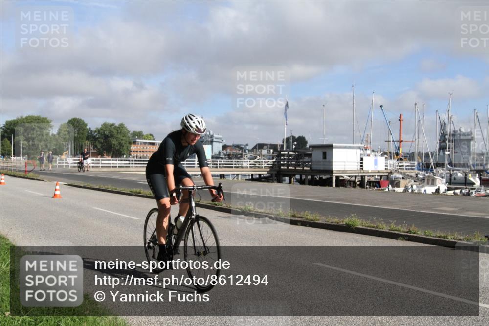 17.08.2025 - KN Förde Triathlon 2025 Yannick Fuchs http://msf.ph/oto/8612494 17.08.2025 09:30:01 Radfahren 114, 183, 186, 240, 241, 244 meine-sportfotos.de