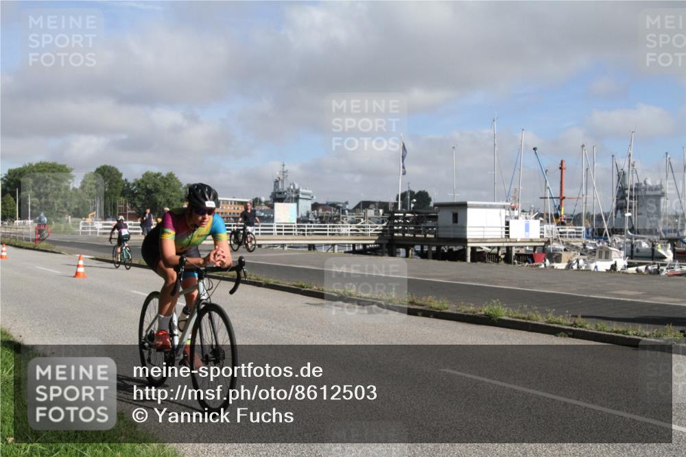 17.08.2025 - KN Förde Triathlon 2025 Yannick Fuchs http://msf.ph/oto/8612503 17.08.2025 09:30:13 Radfahren 183, 184, 195, 201, 210 meine-sportfotos.de