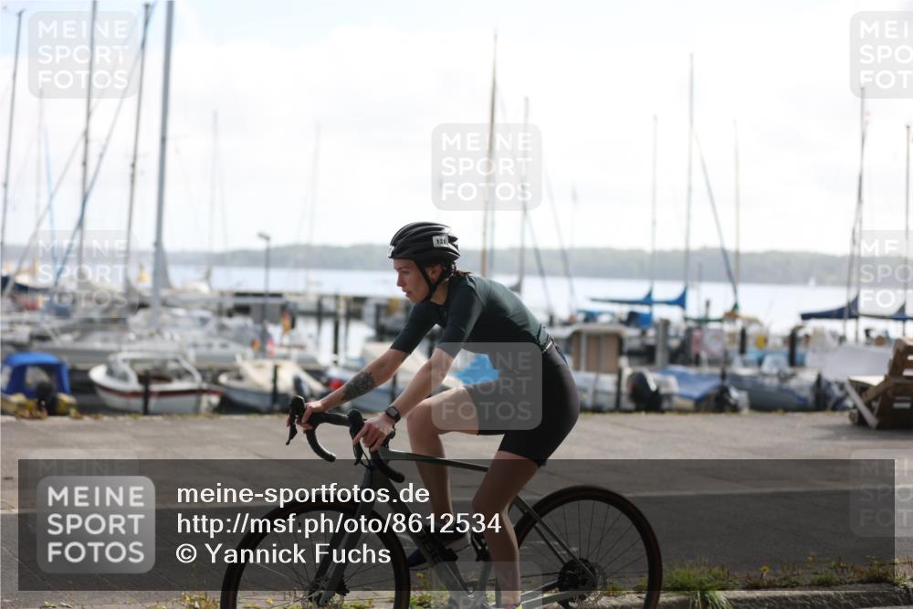 17.08.2025 - KN Förde Triathlon 2025 Yannick Fuchs http://msf.ph/oto/8612534 17.08.2025 10:03:55 Radfahren 131, 210, 207 meine-sportfotos.de