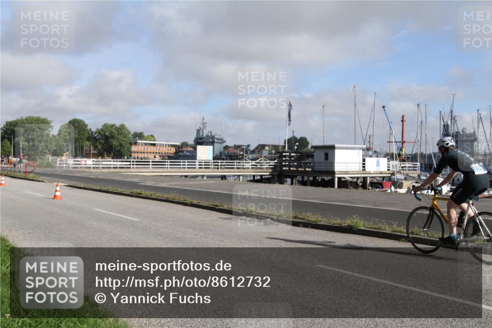 17.08.2025 - KN Förde Triathlon 2025 Yannick Fuchs http://msf.ph/oto/8612732 17.08.2025 09:33:04 Radfahren 102, 104, 122, 218 meine-sportfotos.de