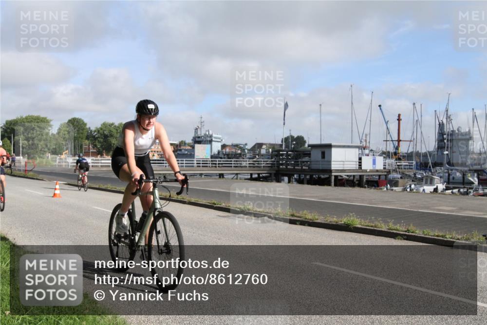 17.08.2025 - KN Förde Triathlon 2025 Yannick Fuchs http://msf.ph/oto/8612760 17.08.2025 09:33:18 Radfahren 127, 128, 145, 146, 148, 151, 190, 194, 200, 215, 230, 235 meine-sportfotos.de