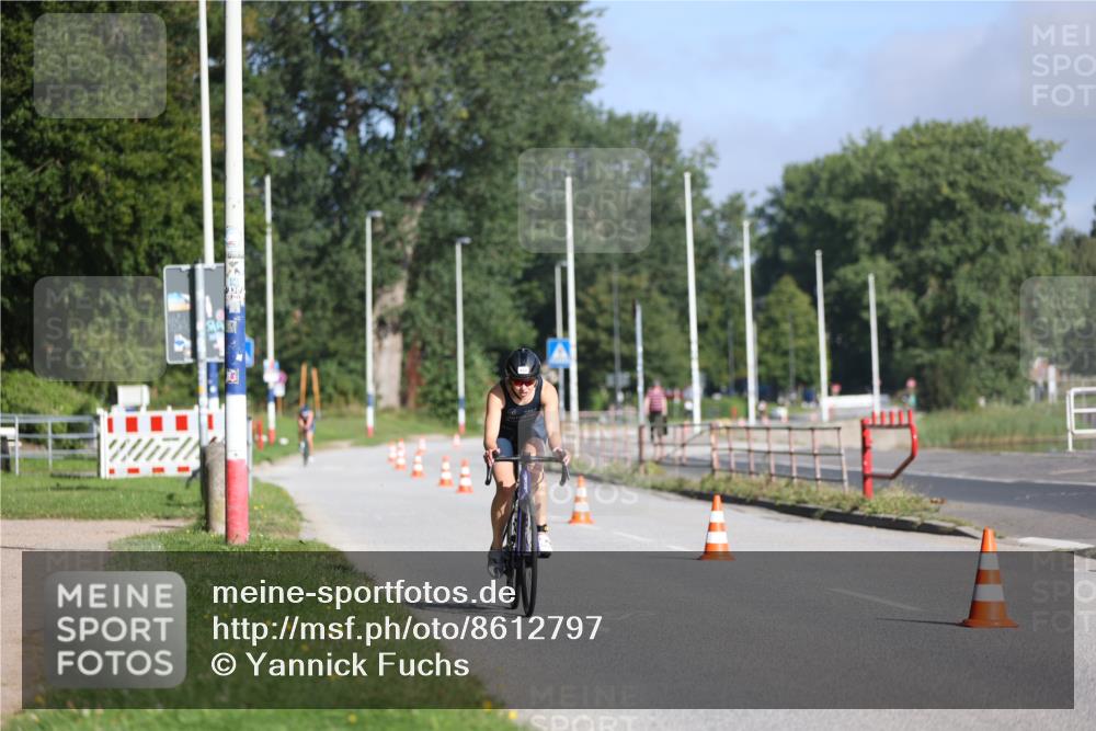 17.08.2025 - KN Förde Triathlon 2025 Yannick Fuchs http://msf.ph/oto/8612797 17.08.2025 09:16:14 Radfahren 115, 252 meine-sportfotos.de