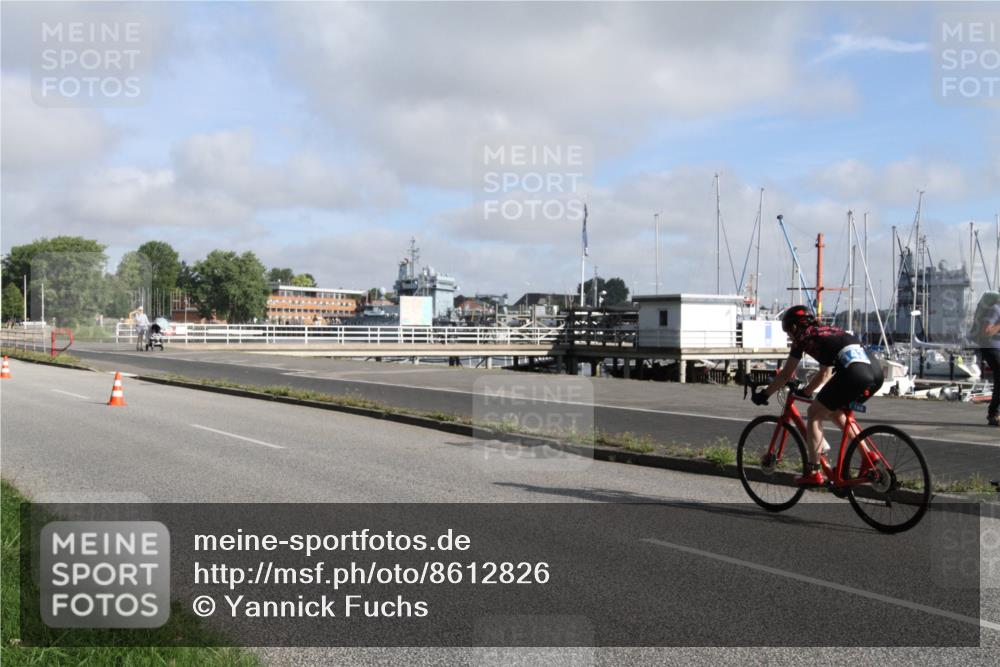 17.08.2025 - KN Förde Triathlon 2025 Yannick Fuchs http://msf.ph/oto/8612826 17.08.2025 09:34:05 Radfahren 143, 147 meine-sportfotos.de