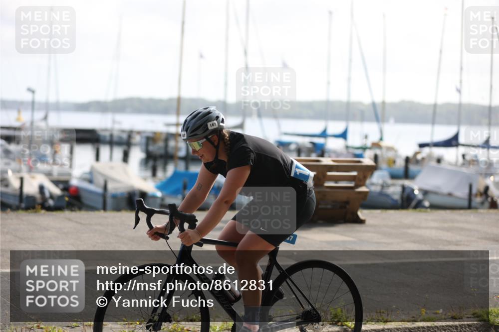 17.08.2025 - KN Förde Triathlon 2025 Yannick Fuchs http://msf.ph/oto/8612831 17.08.2025 10:06:09 Radfahren 167, 196, 199, 244, 111, 131, 196, 211, 218 meine-sportfotos.de