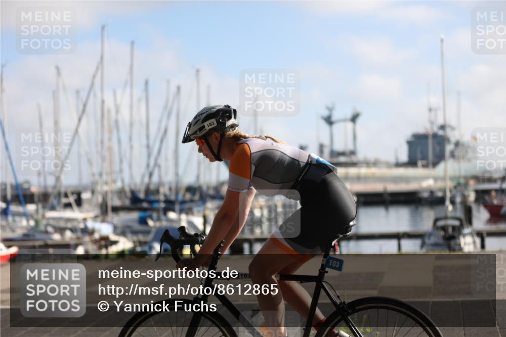 17.08.2025 - KN Förde Triathlon 2025 Yannick Fuchs http://msf.ph/oto/8612865 17.08.2025 09:16:29 Radfahren 103, 253, 103, 115 meine-sportfotos.de