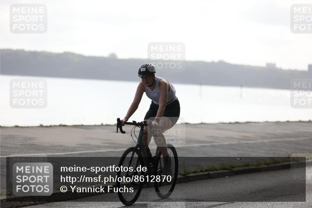 17.08.2025 - KN Förde Triathlon 2025 Yannick Fuchs http://msf.ph/oto/8612870 17.08.2025 10:06:24 Radfahren 184, 188, 230 meine-sportfotos.de