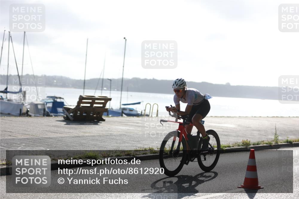 17.08.2025 - KN Förde Triathlon 2025 Yannick Fuchs http://msf.ph/oto/8612920 17.08.2025 09:16:45 Radfahren 105, 121 meine-sportfotos.de