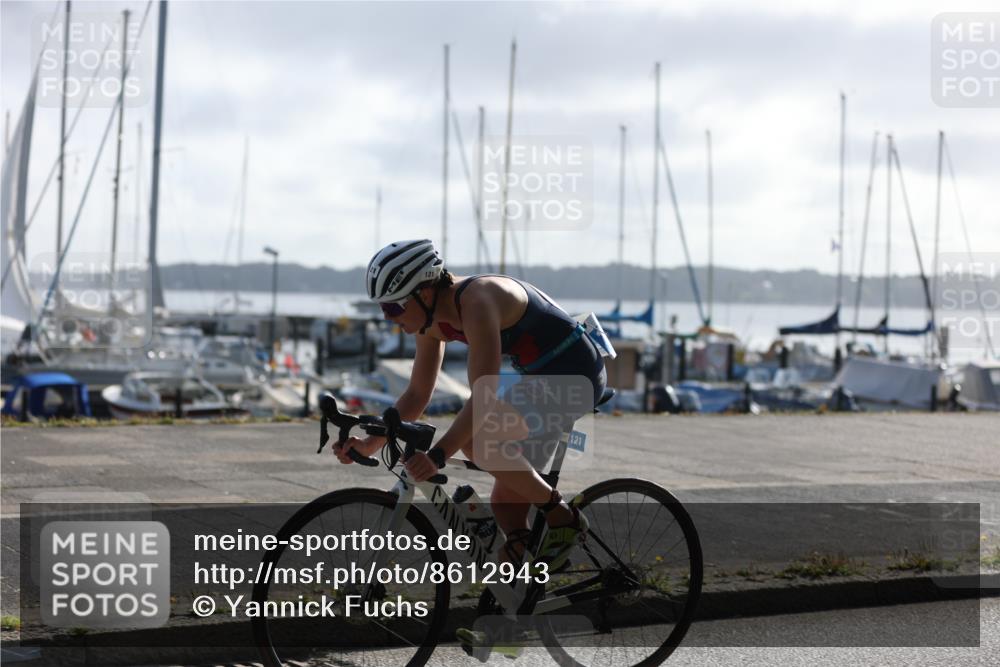 17.08.2025 - KN Förde Triathlon 2025 Yannick Fuchs http://msf.ph/oto/8612943 17.08.2025 09:16:47 Radfahren 121, 105 meine-sportfotos.de