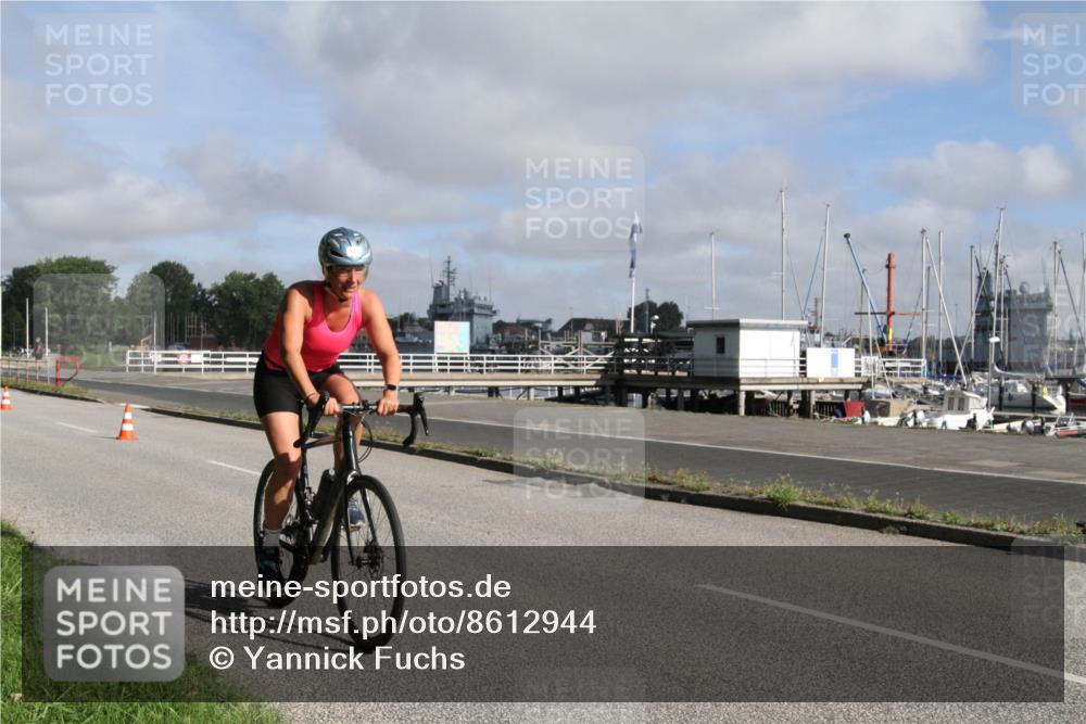 17.08.2025 - KN Förde Triathlon 2025 Yannick Fuchs http://msf.ph/oto/8612944 17.08.2025 09:35:45 Radfahren 135, 142, 231 meine-sportfotos.de