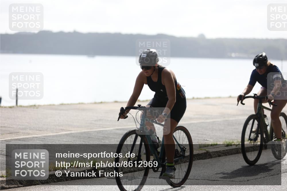 17.08.2025 - KN Förde Triathlon 2025 Yannick Fuchs http://msf.ph/oto/8612969 17.08.2025 10:07:41 Radfahren 195, 201, 243, 235, 243 meine-sportfotos.de