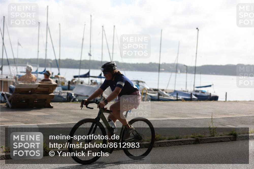 17.08.2025 - KN Förde Triathlon 2025 Yannick Fuchs http://msf.ph/oto/8612983 17.08.2025 10:07:42 Radfahren 195, 201, 235, 243 meine-sportfotos.de
