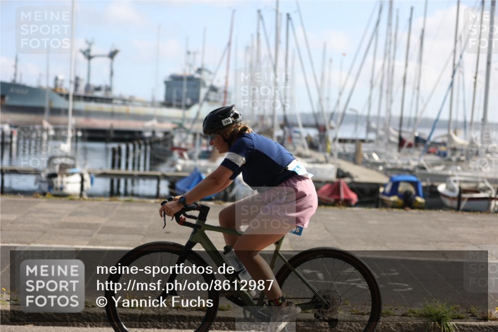 17.08.2025 - KN Förde Triathlon 2025 Yannick Fuchs http://msf.ph/oto/8612987 17.08.2025 10:07:43 Radfahren 195, 201, 235, 243 meine-sportfotos.de