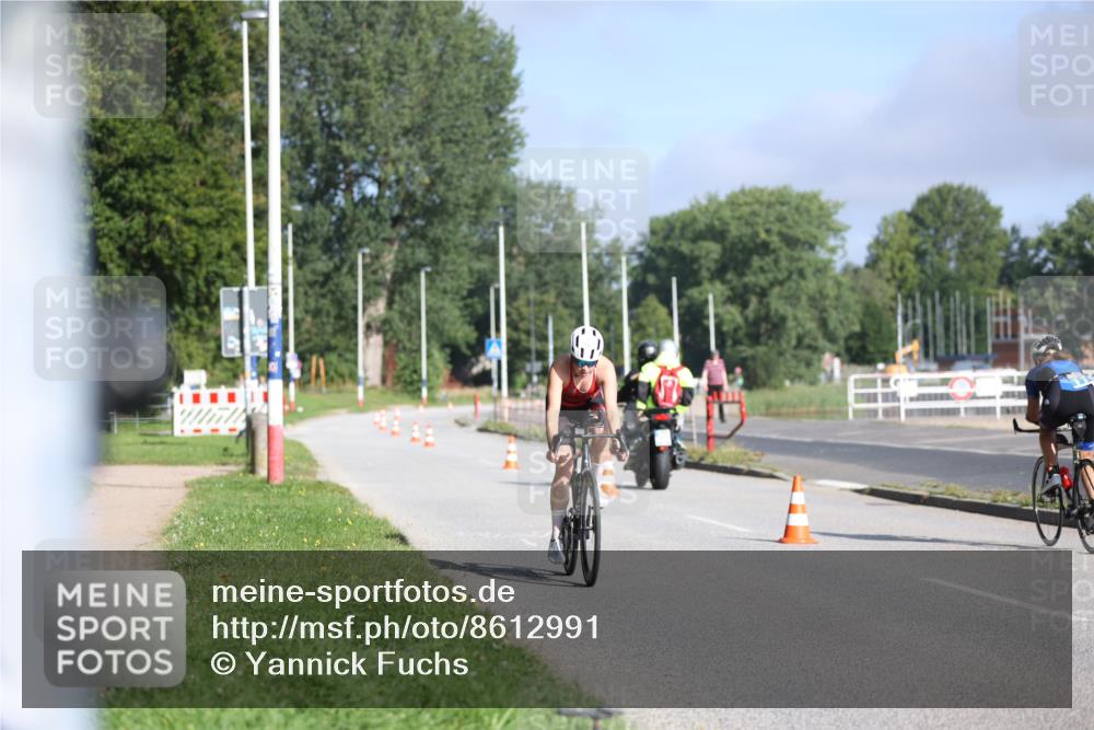 17.08.2025 - KN Förde Triathlon 2025 Yannick Fuchs http://msf.ph/oto/8612991 17.08.2025 09:17:21 Radfahren 101, 108, 109, 113, 106, 110 meine-sportfotos.de