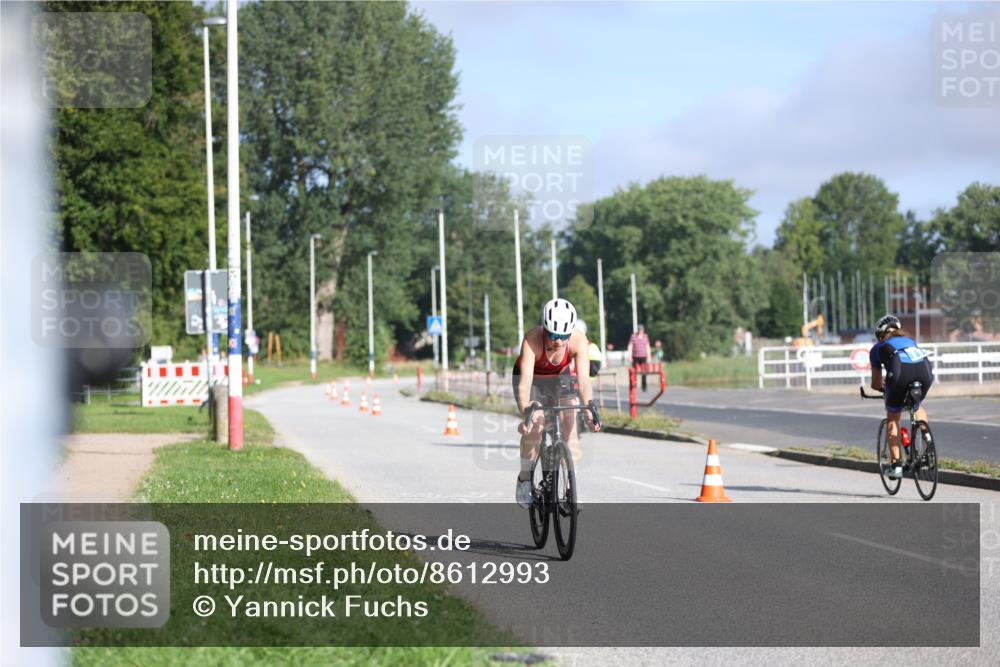 17.08.2025 - KN Förde Triathlon 2025 Yannick Fuchs http://msf.ph/oto/8612993 17.08.2025 09:17:22 Radfahren 101, 108, 109, 113, 106, 110 meine-sportfotos.de