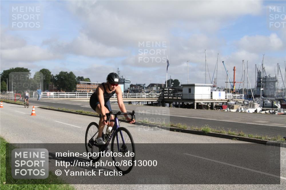 17.08.2025 - KN Förde Triathlon 2025 Yannick Fuchs http://msf.ph/oto/8613000 17.08.2025 09:36:20 Radfahren 121, 252 meine-sportfotos.de