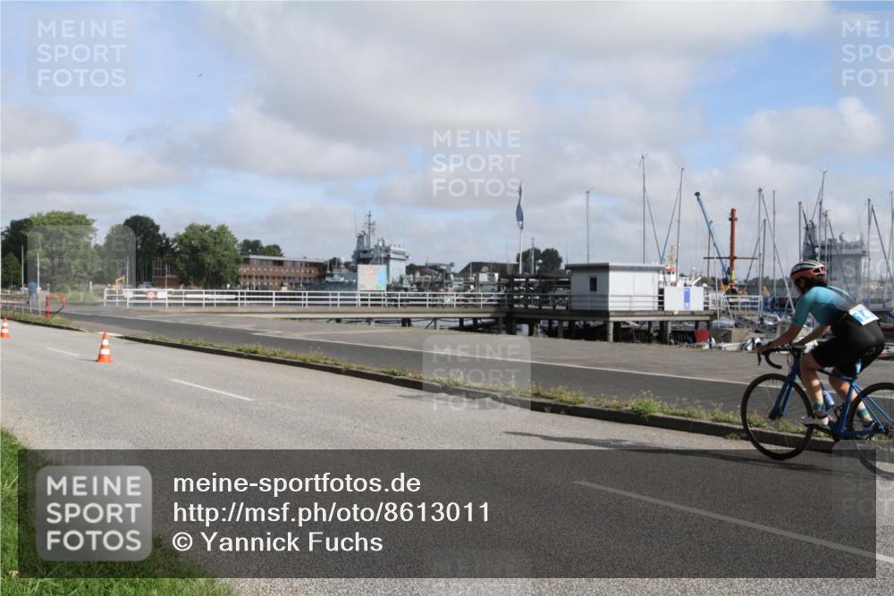 17.08.2025 - KN Förde Triathlon 2025 Yannick Fuchs http://msf.ph/oto/8613011 17.08.2025 09:36:41 Radfahren 141, 166 meine-sportfotos.de