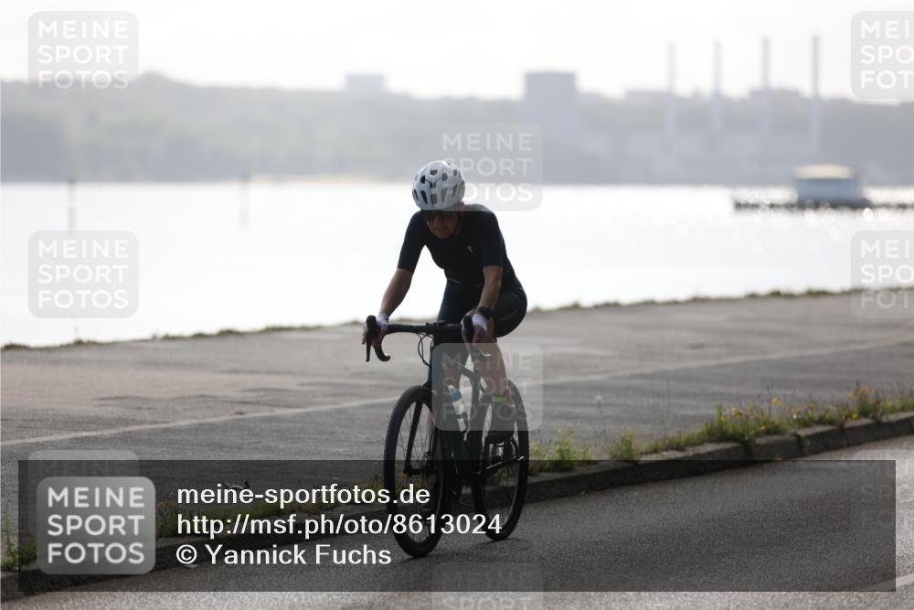 17.08.2025 - KN Förde Triathlon 2025 Yannick Fuchs http://msf.ph/oto/8613024 17.08.2025 10:08:30 Radfahren 190, 199, 212, 199, 230 meine-sportfotos.de