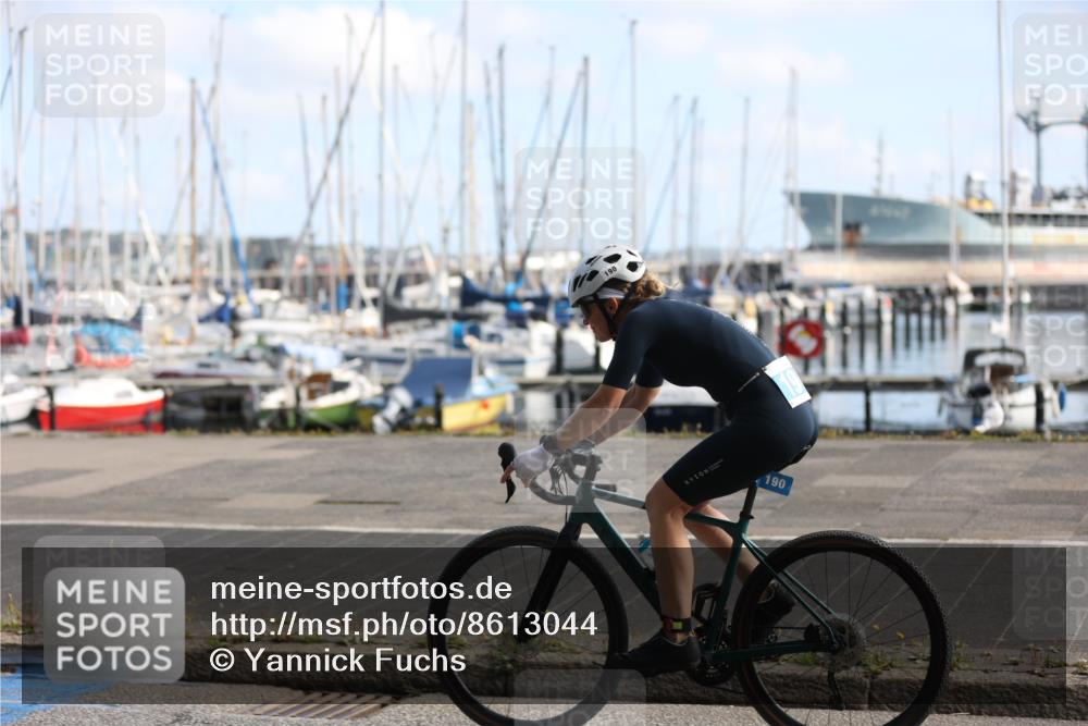 17.08.2025 - KN Förde Triathlon 2025 Yannick Fuchs http://msf.ph/oto/8613044 17.08.2025 10:08:33 Radfahren 190, 212, 199 meine-sportfotos.de