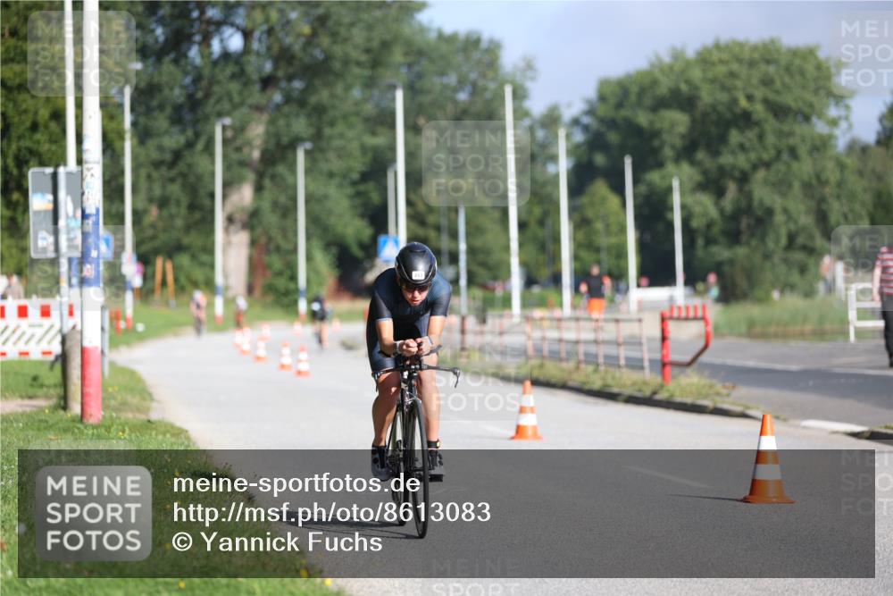 17.08.2025 - KN Förde Triathlon 2025 Yannick Fuchs http://msf.ph/oto/8613083 17.08.2025 09:18:01 Radfahren 119, 253 meine-sportfotos.de