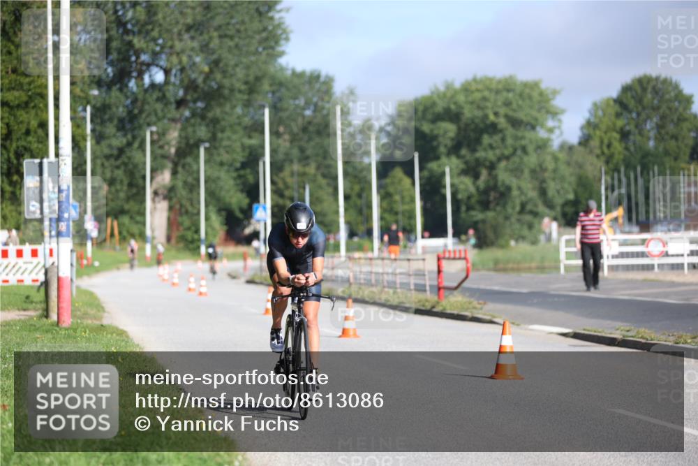 17.08.2025 - KN Förde Triathlon 2025 Yannick Fuchs http://msf.ph/oto/8613086 17.08.2025 09:18:01 Radfahren 119, 253 meine-sportfotos.de
