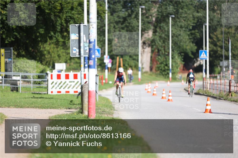 17.08.2025 - KN Förde Triathlon 2025 Yannick Fuchs http://msf.ph/oto/8613166 17.08.2025 09:18:18 Radfahren 121, 103, 105, 107 meine-sportfotos.de