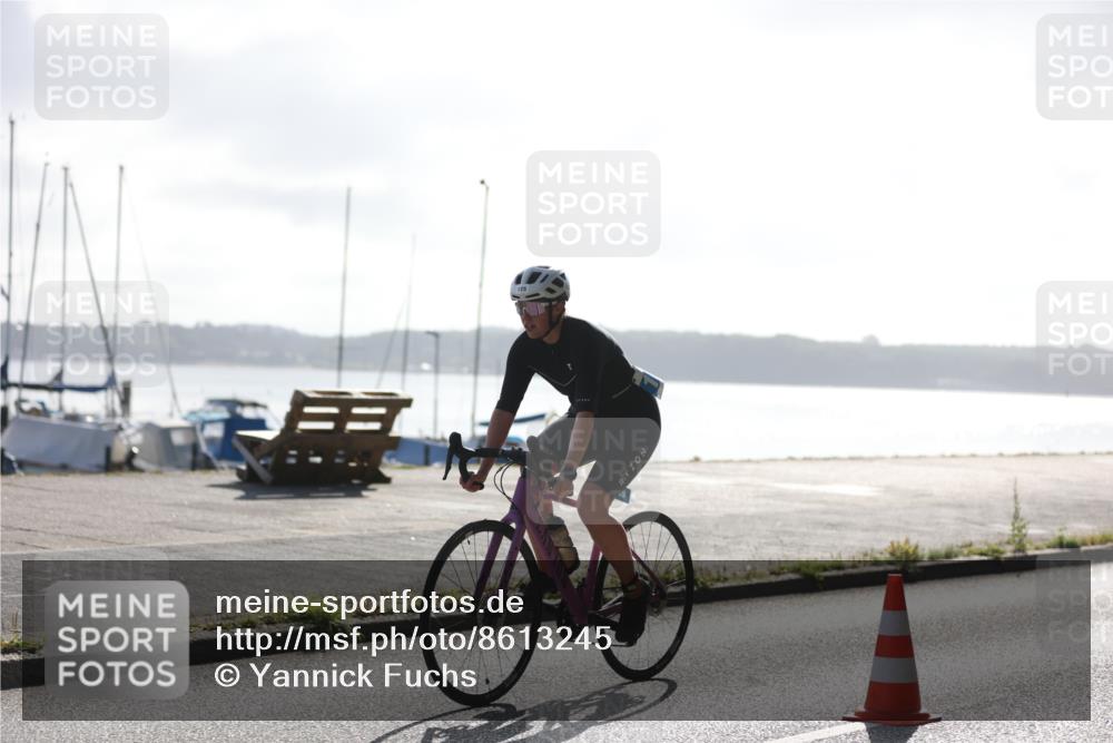 17.08.2025 - KN Förde Triathlon 2025 Yannick Fuchs http://msf.ph/oto/8613245 17.08.2025 09:18:41 Radfahren 125, 117, 157 meine-sportfotos.de