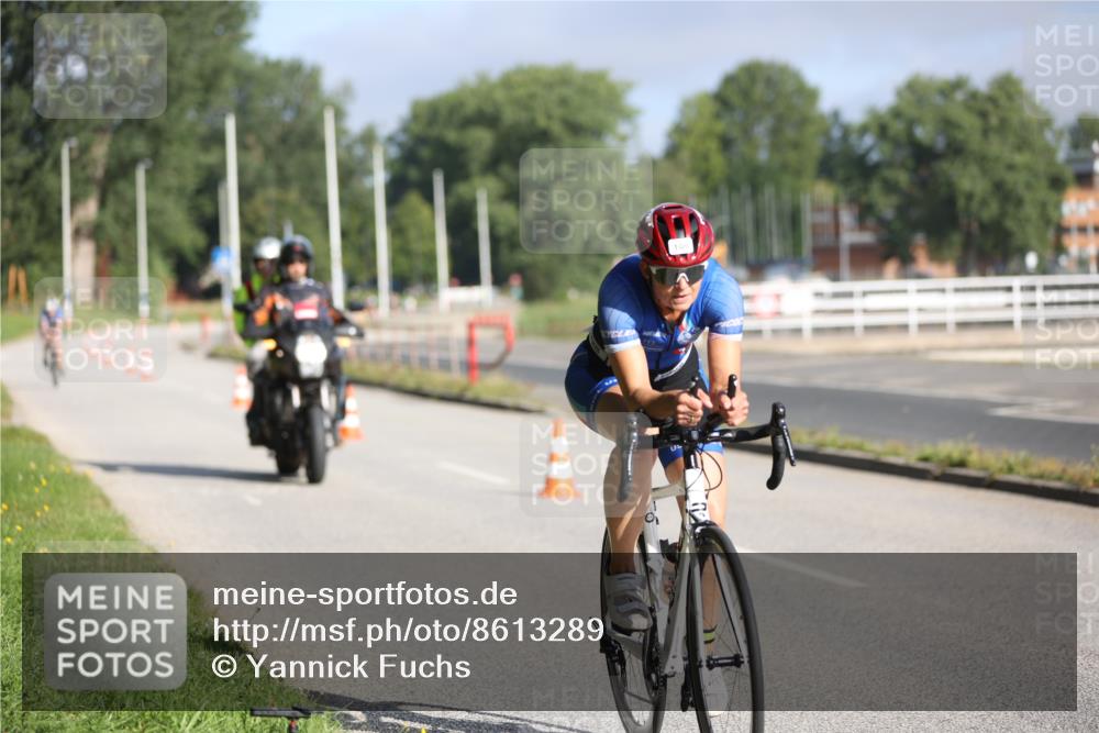 17.08.2025 - KN Förde Triathlon 2025 Yannick Fuchs http://msf.ph/oto/8613289 17.08.2025 09:19:06 Radfahren 108, 109, 113, 116, 110 meine-sportfotos.de