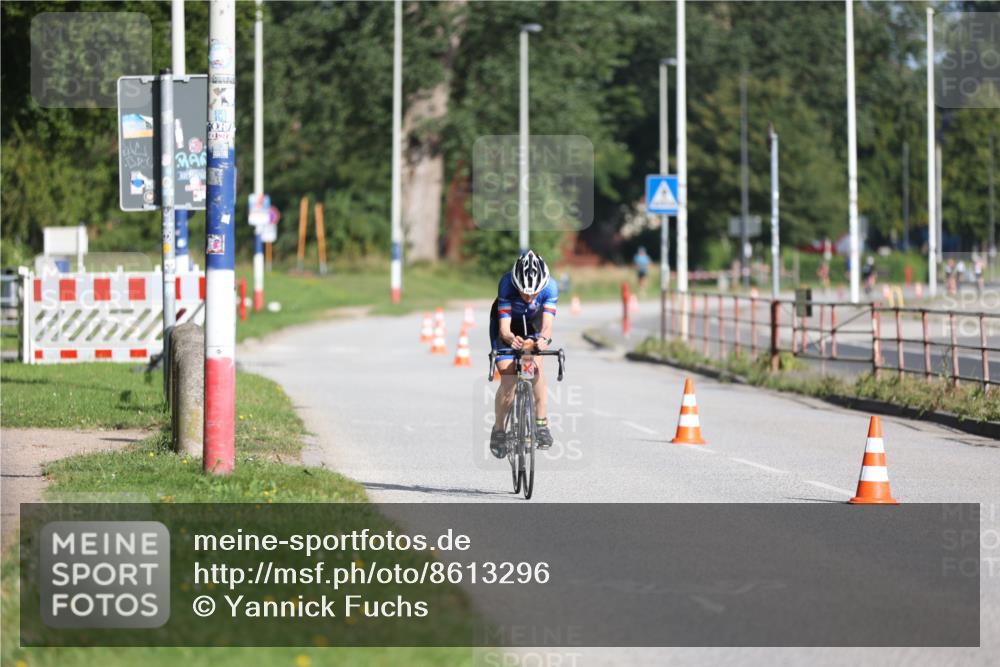 17.08.2025 - KN Förde Triathlon 2025 Yannick Fuchs http://msf.ph/oto/8613296 17.08.2025 09:19:09 Radfahren 108, 109, 110, 113, 116 meine-sportfotos.de