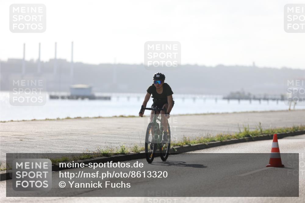 17.08.2025 - KN Förde Triathlon 2025 Yannick Fuchs http://msf.ph/oto/8613320 17.08.2025 09:19:22 Radfahren 102, 136 meine-sportfotos.de