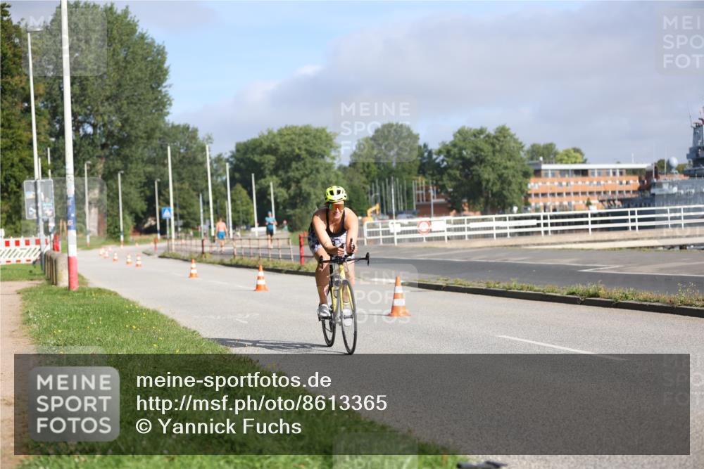 17.08.2025 - KN Förde Triathlon 2025 Yannick Fuchs http://msf.ph/oto/8613365 17.08.2025 09:19:56 Radfahren 107, 119 meine-sportfotos.de