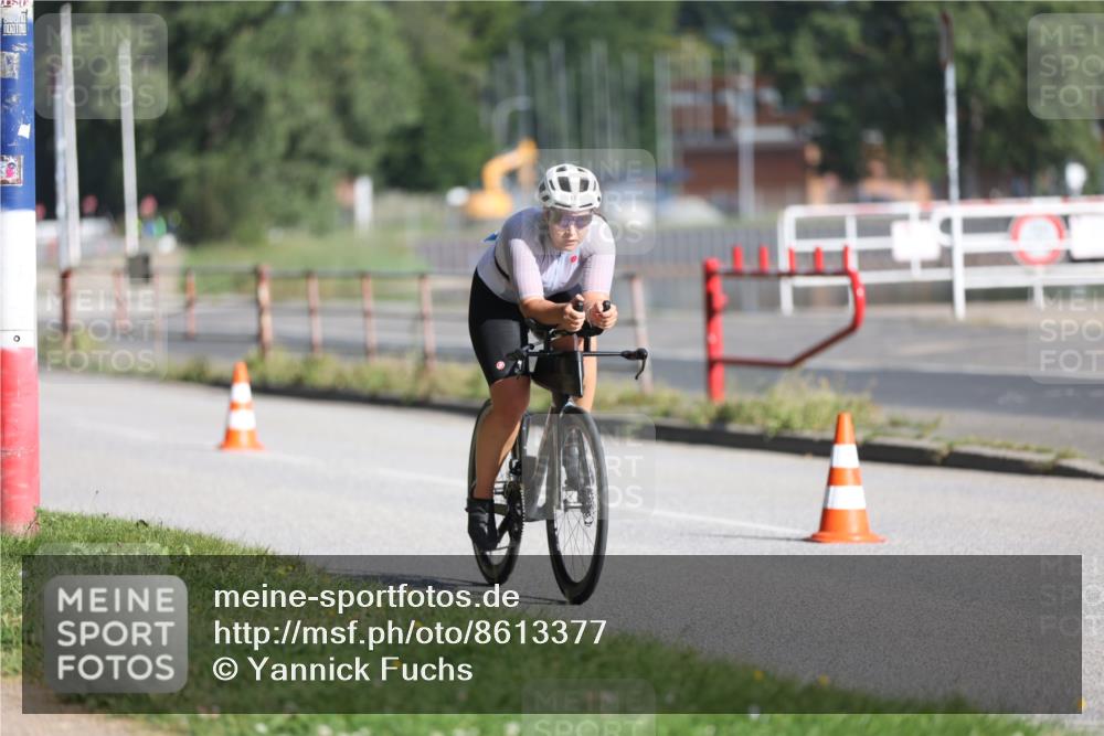 17.08.2025 - KN Förde Triathlon 2025 Yannick Fuchs http://msf.ph/oto/8613377 17.08.2025 09:20:18 Radfahren 117, 125, 157 meine-sportfotos.de
