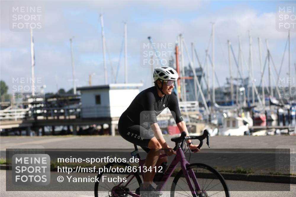 17.08.2025 - KN Förde Triathlon 2025 Yannick Fuchs http://msf.ph/oto/8613412 17.08.2025 09:20:25 Radfahren 117, 120, 125, 126, 127, 198, 117, 157 meine-sportfotos.de
