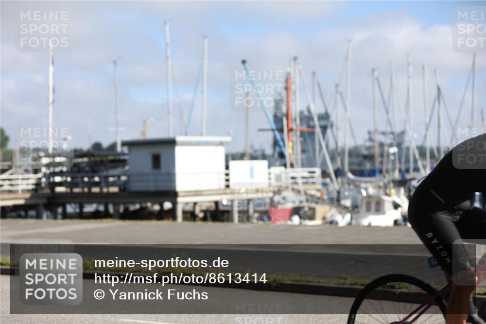 17.08.2025 - KN Förde Triathlon 2025 Yannick Fuchs http://msf.ph/oto/8613414 17.08.2025 09:20:25 Radfahren 117, 120, 125, 126, 127, 198, 117, 157 meine-sportfotos.de